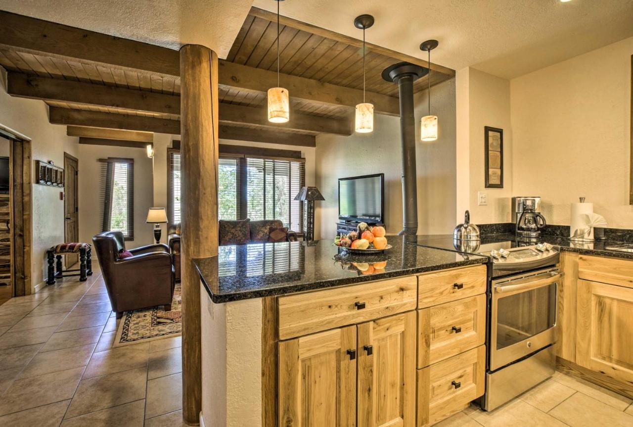 Adobe-Style Abode With Amenities - Walk To Plaza! Leilighet Santa Fe Eksteriør bilde