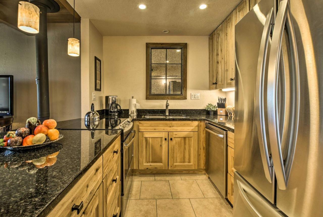 Adobe-Style Abode With Amenities - Walk To Plaza! Leilighet Santa Fe Eksteriør bilde
